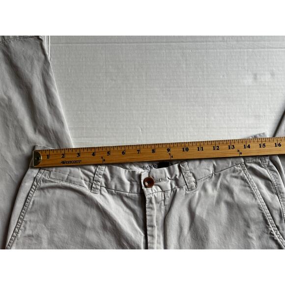 Banana Republic Straight Fit Chino Pants Men’s 32x30 Gray 100% Cotton -2 FLAW - Picture 3 of 16